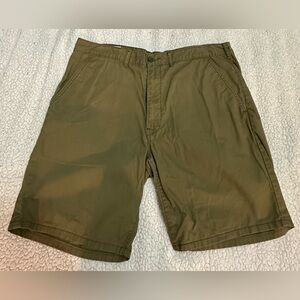 Levi's Men's Green Shorts